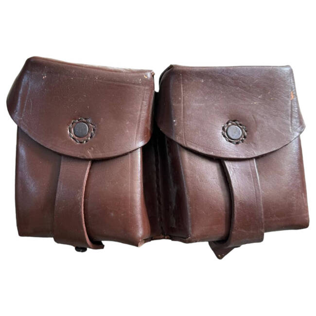 DOUBLE LEATHER ZB MAGAZINE POUCH, POST WWII - BROWN - IN GOOD CONDITION