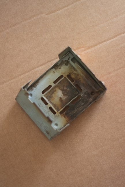 FOLDING OVEN " ESBIT " WITHOUT FUEL PELLETS - MILITARY SURPLUS FROM THE GERMAN ARMY - USED