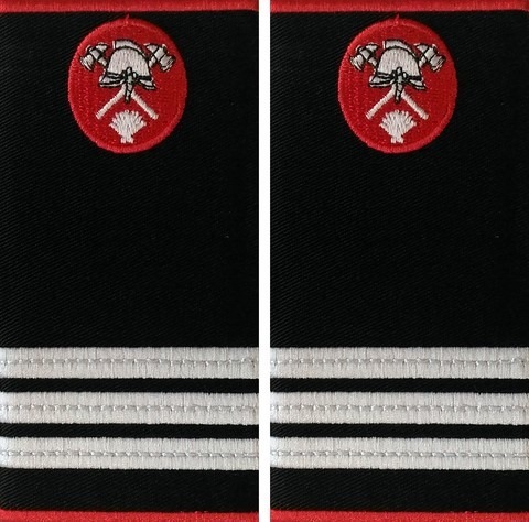 Grade Căpitan Pompieri ISU, IGSU țesute pe suport textil din tercot lipit, cu semn de armă metalic