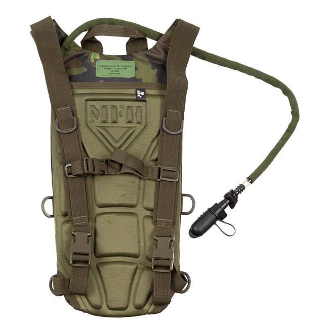 HYDRATION BACKPACK WITH TPU BLADDER - "EXTREME" - 2.5 L - MFH® - M95 CZ Camo