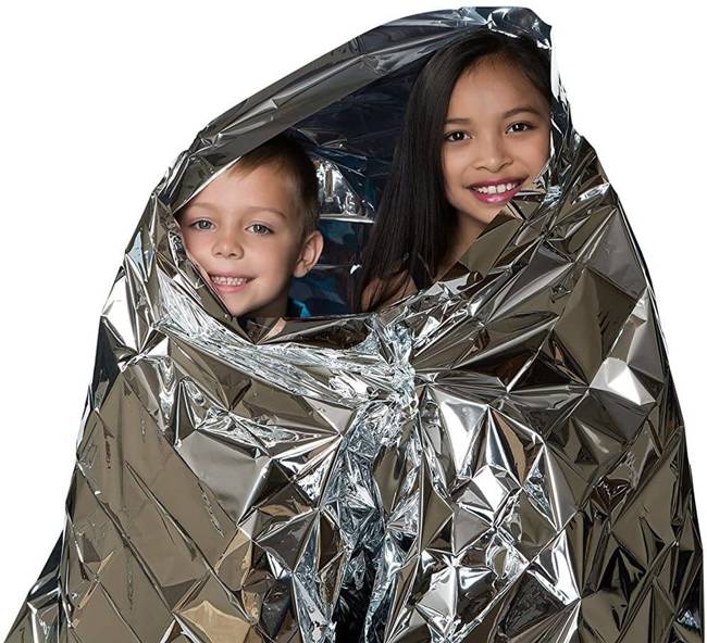 INSULATED ALUMINIUM FOIL FOR THERMAL PROTECTION AND EMERGENCY SHELTER - RESCUE, EMERGENCY AND SURVIVAL BLANKET - 210 x 160 CM