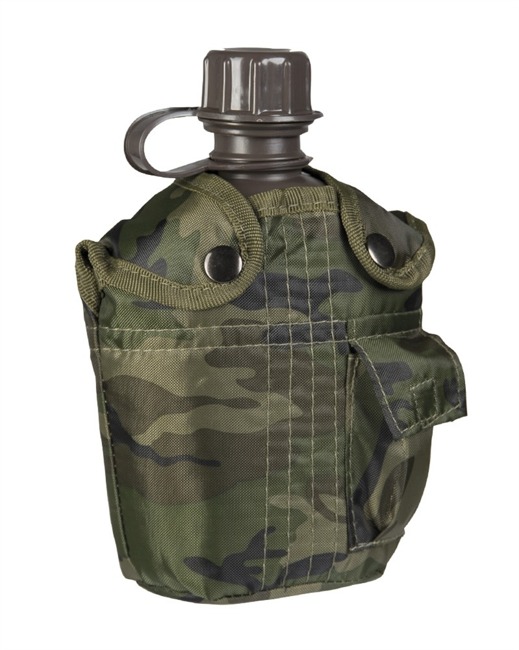 PLASTIC CANTEEN WITH COVER - US STYLE - 1 L - WOODLAND