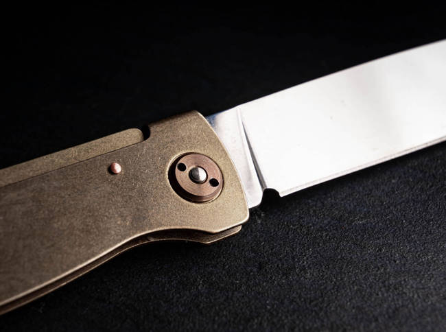 POCKET KNIFE ATLAS BRASS - Böker Plus