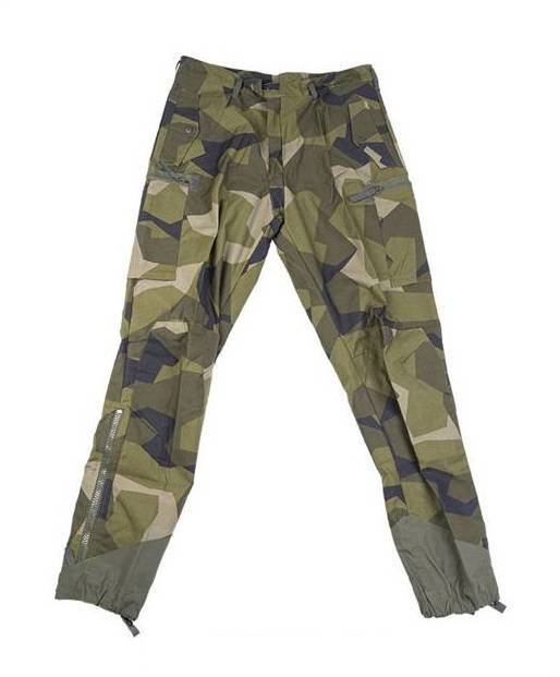 SWEDISH FIELD PANTS - CAMO - LIKE NEW