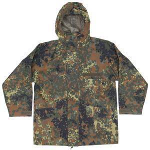 WET WEATHER JACKET - MILITARY SURPLUS FROM THE GERMAN ARMY - FLECKTARN CAMO - GORETEX - USED 