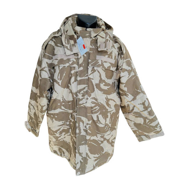 WINTER JACKET PARKA - CAMOUFLAGE DESERT RIPSTOP - MILITARY SURPLUS ROMANIAN ARMY - LIKE NEW