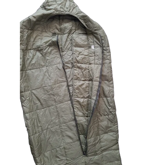 WINTER SLEEPING BAG - ROMANIAN ARMY SURPLUS - IN GOOD CONDITION 