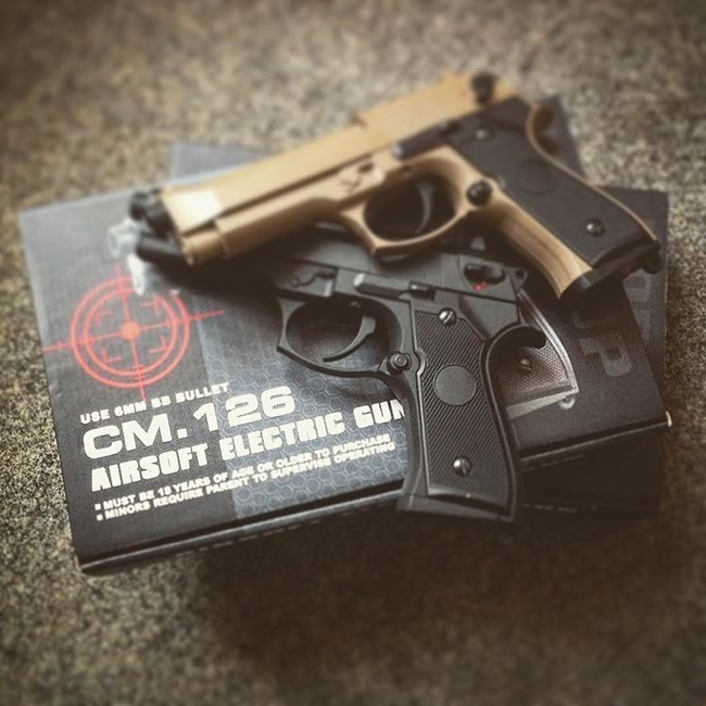 Replica CM126 pistol replica - black