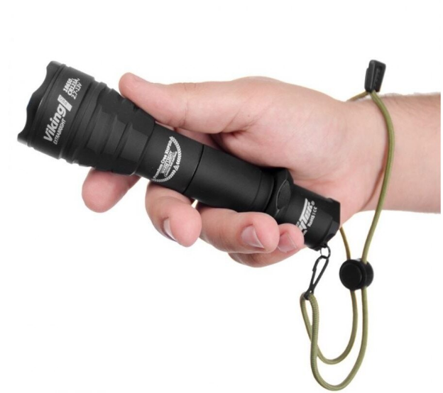 FLASHLIGHT XHP50 - ARMYTEK VIKING