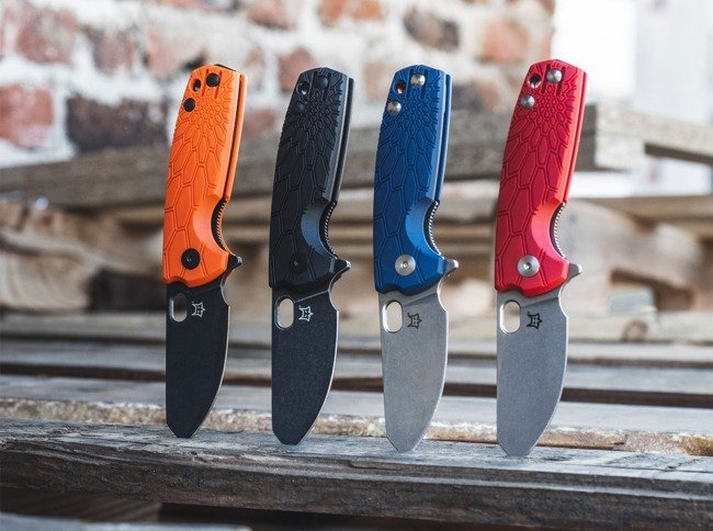 Baby Core Fekete Zsebkes-Fox Knives