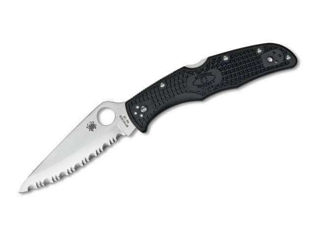 "ENDURA 4 LIGHTWEIGHT SERRATED" ZSEBKÉS - SPYDERCO