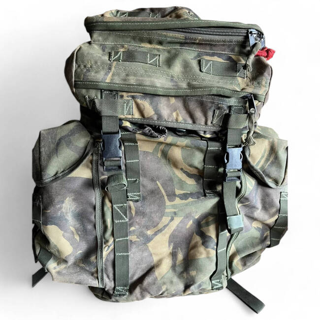 HÁTIZSÁK TÁSKA - ŐRJÁRAT - 30L - KATONAI TÖBBLET BRIT HADSEREG - DPM CAMO - HASZNÁLT