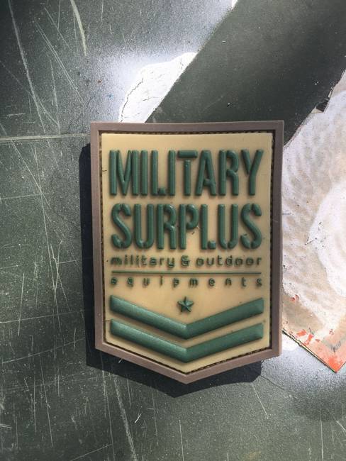 MILITARY SURPLUS VELCRO GUMI JELVÉNY - MULTICAM