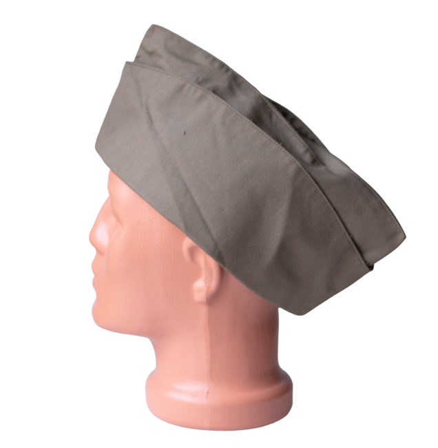 Olive Bonnet, román hadsereg felesleg g 