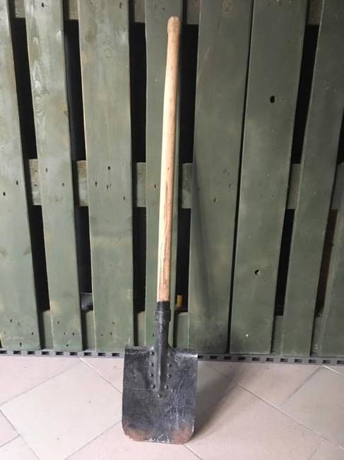 Shovel - Romanian Army Surplus